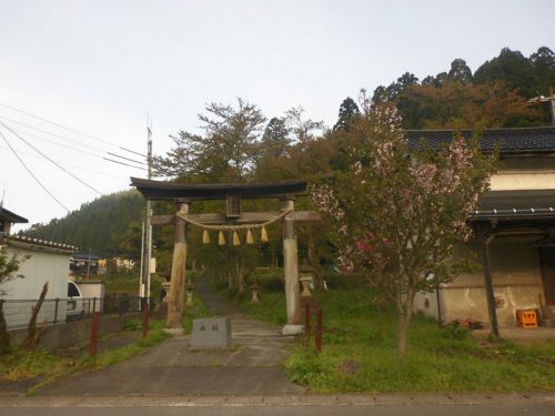 二柱神社 -美方郡新温泉町井土-