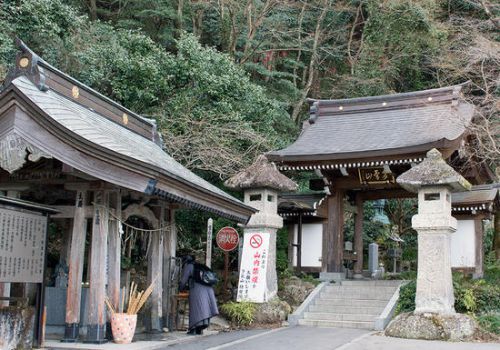 多気山寺宝院（宇都宮市）