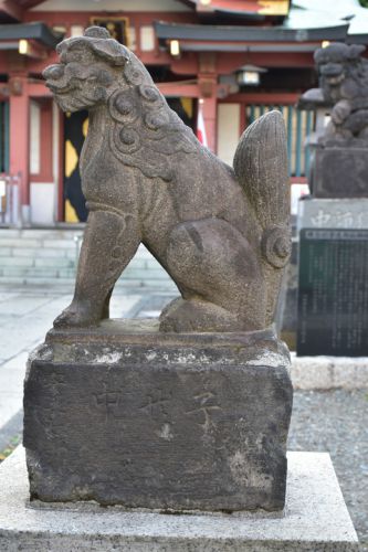 鮫洲八幡神社の狛犬達