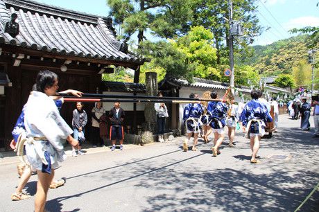 新緑　大豊神社の氏子祭　