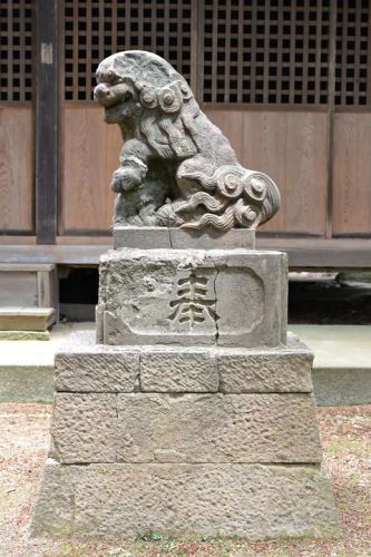三内神社の狛犬達