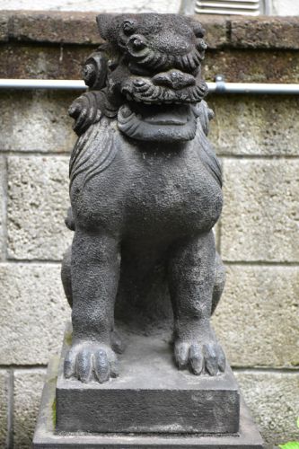 末廣神社の狛犬達