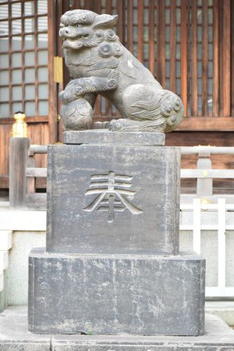 田端八幡神社の狛犬達
