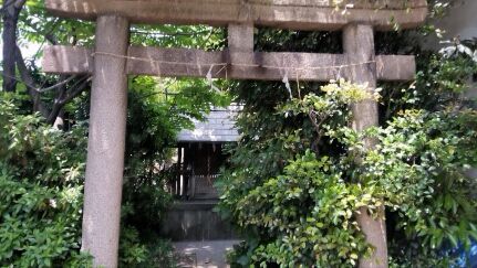 月洲神社(大阪府堺市堺区)の摂末社