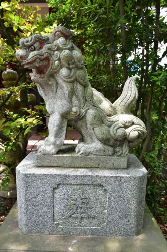 大川町氷川神社の狛犬達