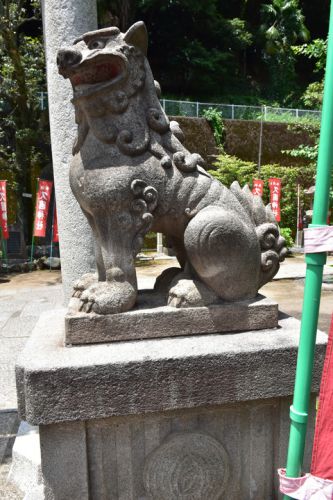 久国神社の狛犬達