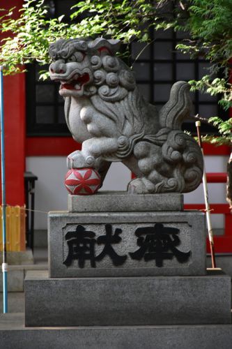 赤堤六所神社の狛犬達