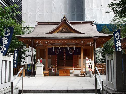 福徳神社 - 将軍様に「芽吹神社」の別名を与えられた、9世紀創建のお稲荷さま