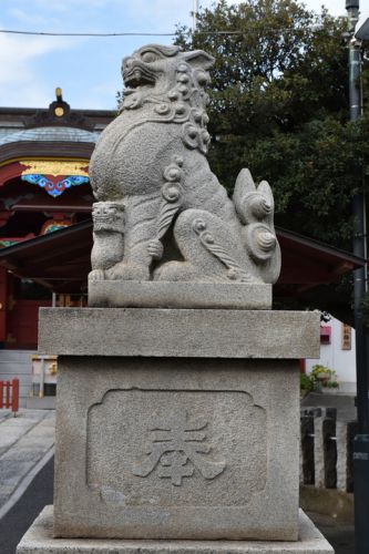 多摩川諏訪神社の狛犬達