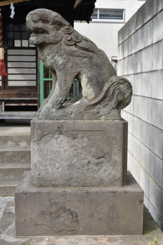 御嶽神社（南六郷）の狛犬達