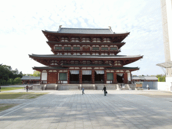 奈良の薬師寺と新薬師寺の違いは？名前が似てるけど関係がある？