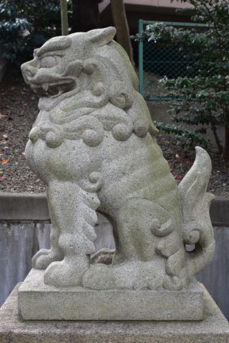 白金氷川神社の狛犬達