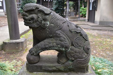 厳嶋神社の狛犬達