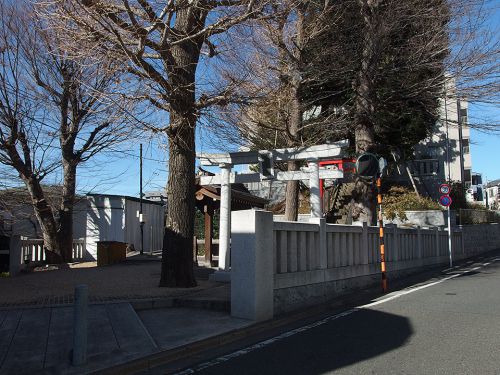 藤森稲荷神社（大田区） - 旧鎌倉街道沿いの小高い丘の上に鎮座するお稲荷さま