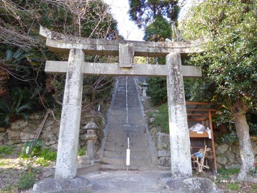 ウーナ25　七つの珠４　糸島の引津神社　若宮神社