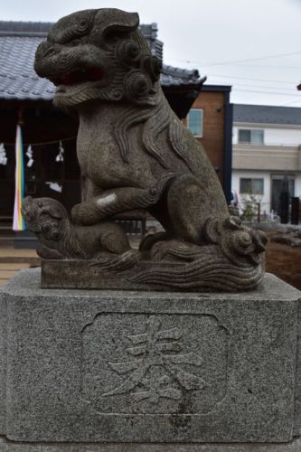 田柄天祖神社の狛犬達