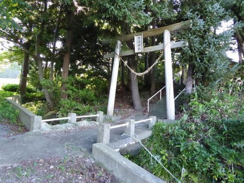 白滝神社 （平内町東滝）