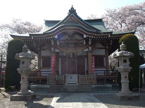 高ヶ坂熊野神社 - 室町時代の創建と伝わる、旧高ヶ坂村の鎮守神