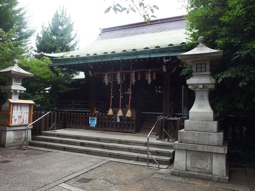 下落合氷川神社 - 江戸時代には「女体の宮」と呼ばれていた神社