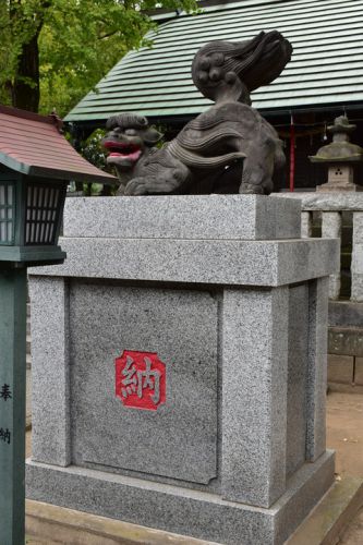 保木間氷川神社の狛犬達