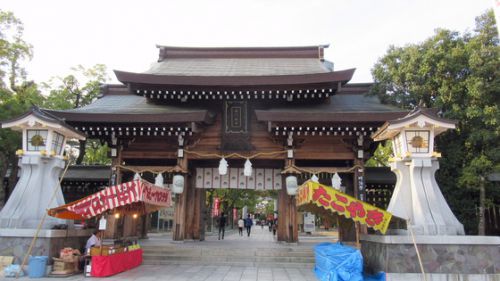 楠木正成公を祀る湊川神社（神戸市中央区）