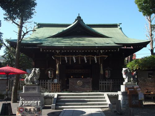 お三の宮日枝神社 - 江戸時代に造成された「吉田新田」の鎮守神として勧請された山王社