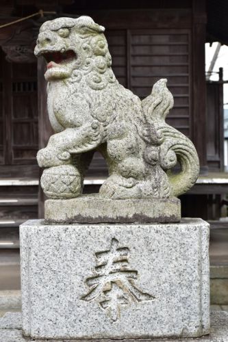金森杉山神社の狛犬達