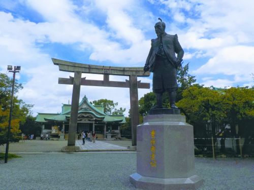 「豊国神社」大阪城公園内にある豊臣秀吉を祀った出世金運の神社に行ってみた