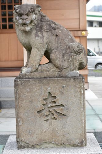 西加平神社の狛犬達