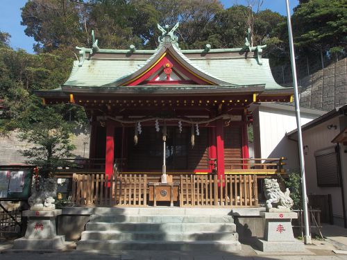 若宮八幡宮（大岡） - 源頼朝が鎌倉の鬼門鎮護のために創建した神社のひとつ・下大岡村の鎮守神