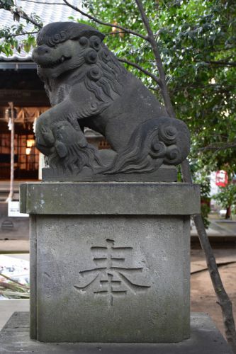 下石神井御嶽神社の狛犬達