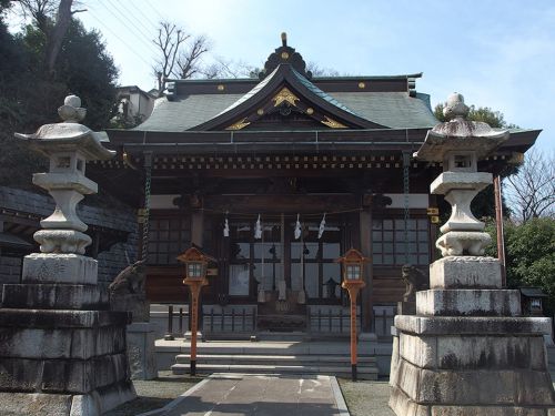仏向杉山社 - 旧仏向村の鎮守として祀られていた神社