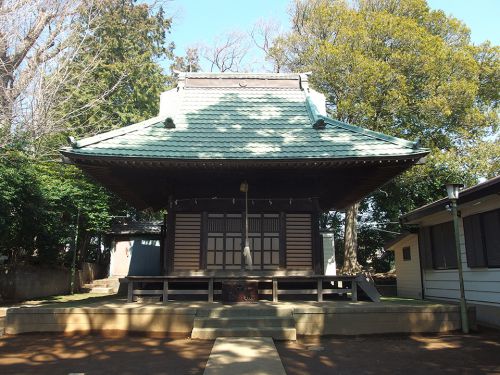 青砥杉山神社 - 古くから青砥村の鎮守として祀られてきた神社