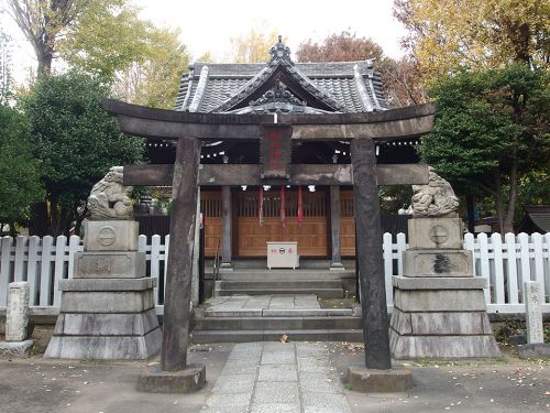 新田神社（川崎市） - 新田義貞の死を悼み、冥福を祈って設けられた廟が起源