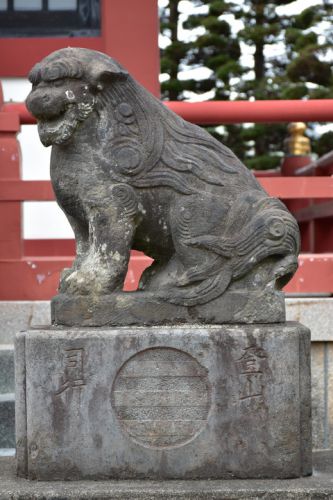 一山稲荷神社の狛犬達