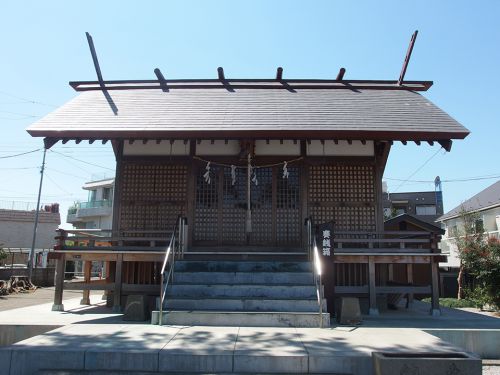 下作延神明神社 - 旧下作延村の鎮守として丘の上に祀られていた神社