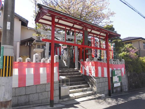 向ヶ丘八幡宮 -堺市西区上野芝向ヶ丘町-