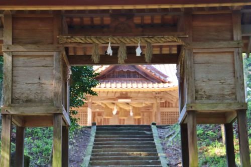岩根寺(出雲)・絶壁のシンデレラ伝説と風土記の朝山神社