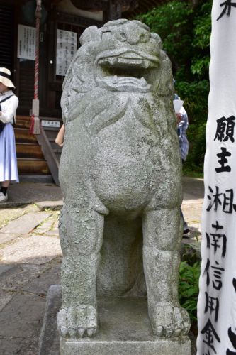 虚空蔵堂（成就院境外仏）の狛犬達