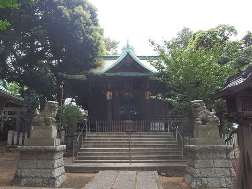 小山八幡神社 - 源頼信によって創建されたと伝わる、旧小山村の鎮守
