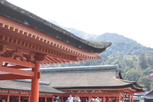 厳島神社その3　　　　　投稿者：佐渡の翼