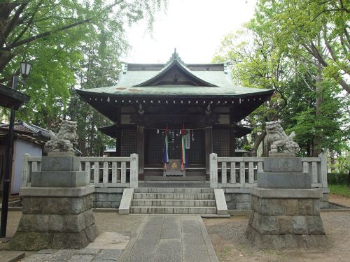 小杉神社 - 旧小杉村の鎮守が合祀されてできた神社