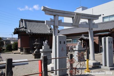 下新田稲荷神社(三郷市高州）