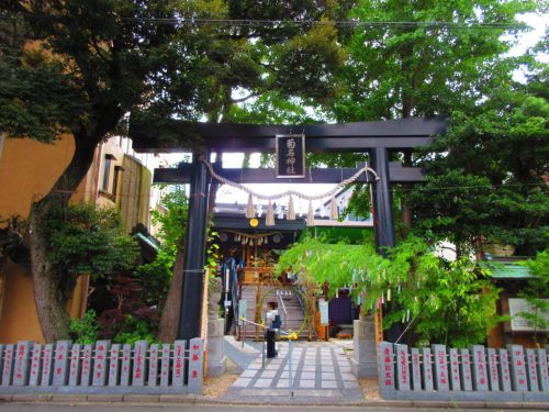 【神奈川】「がまんさま」に忍耐を学ぶ！「菊名神社」の御朱印