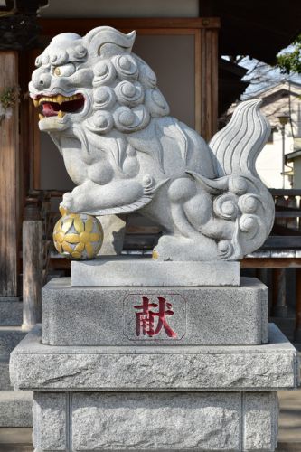 扇三嶋神社の狛犬達