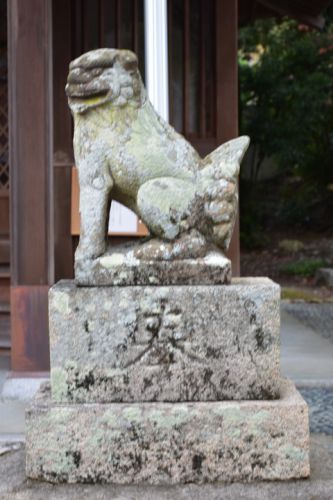 市杵島姫神社の狛犬達