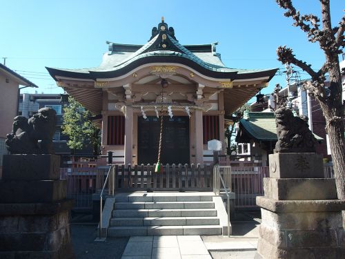 堀ノ内三輪神社 - 室町時代創建・「でいろくさま」として古くから慕われてきた神社