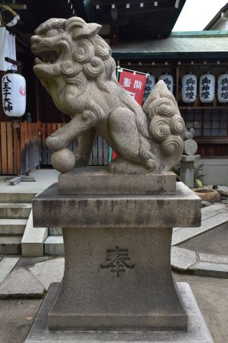 八王子神社の狛犬達
