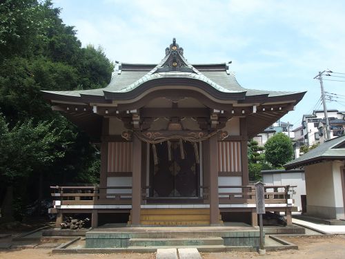 上菅田八幡神社 - 古くから上菅田村の鎮守として祀られていたと伝わる八幡さま