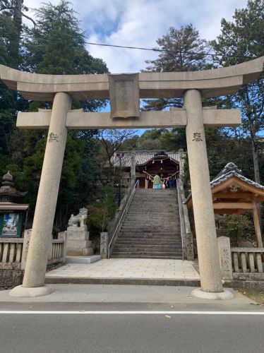 真止戸山神社（まとべやま）六条院西村の飛び地